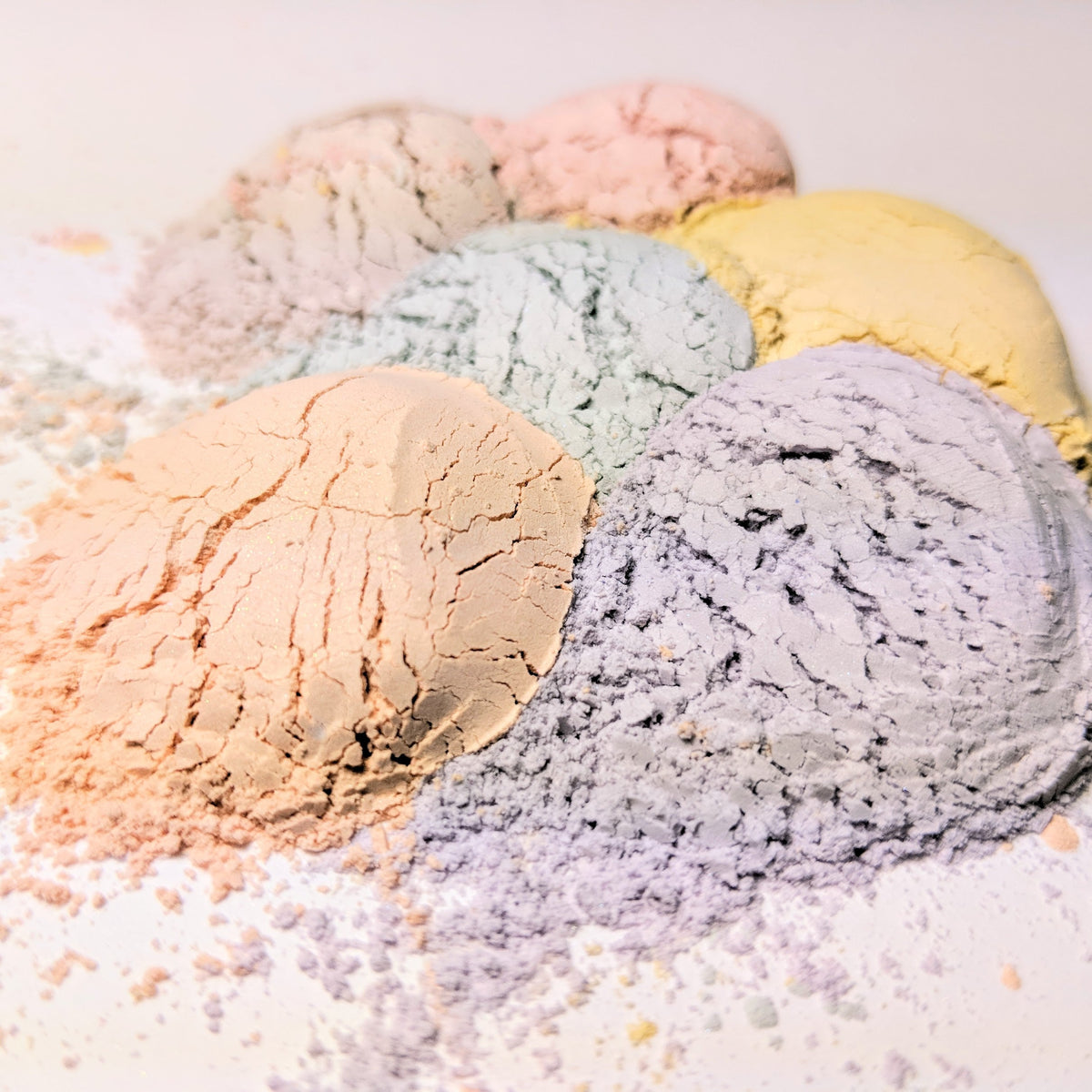 Finishing Powder – Aromaleigh Mineral Cosmetics